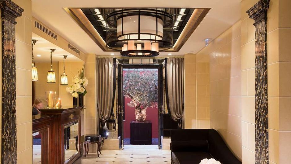 Hotel Le Belmont Lobby