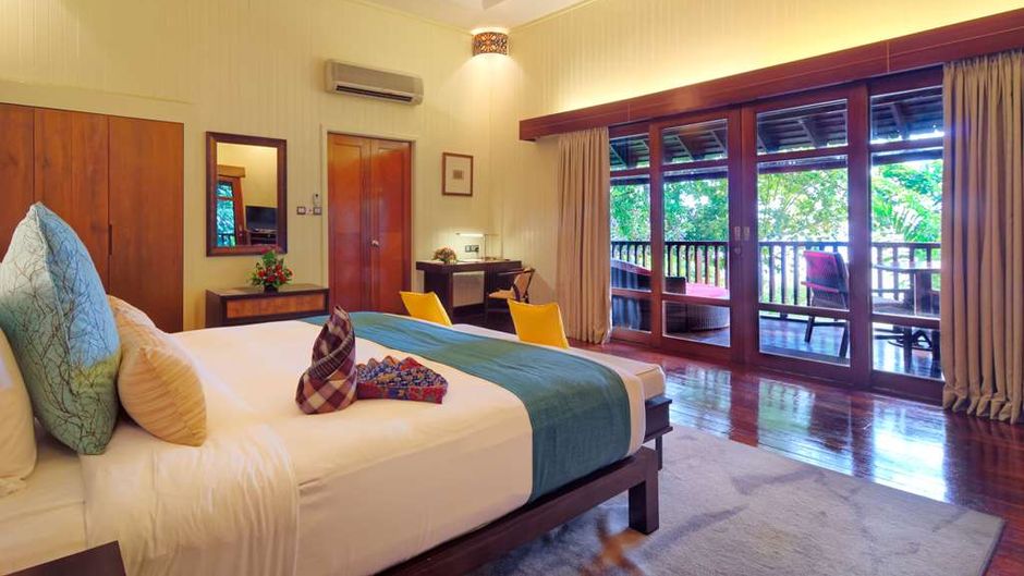 Bungaraya Island Resort Suite