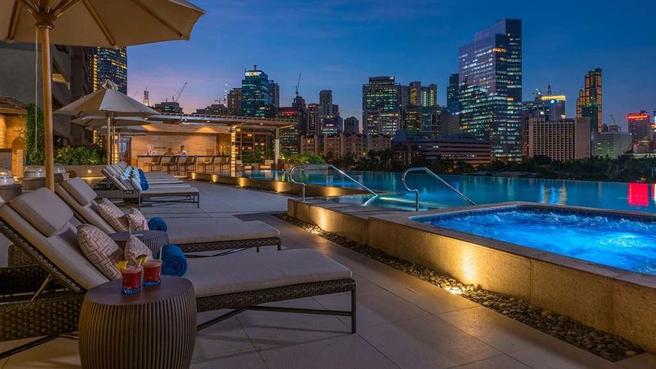 Discovery Primea Makati Exterior