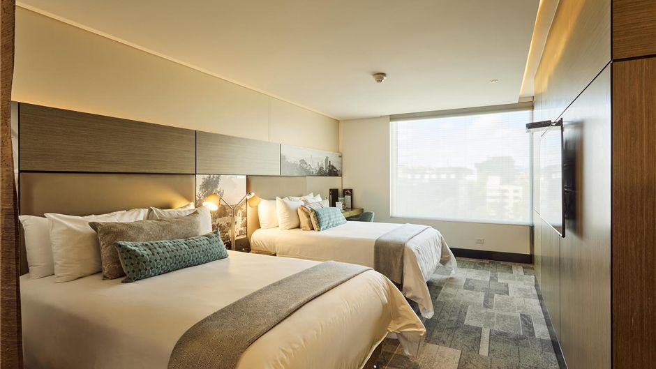 EK Hotel Room