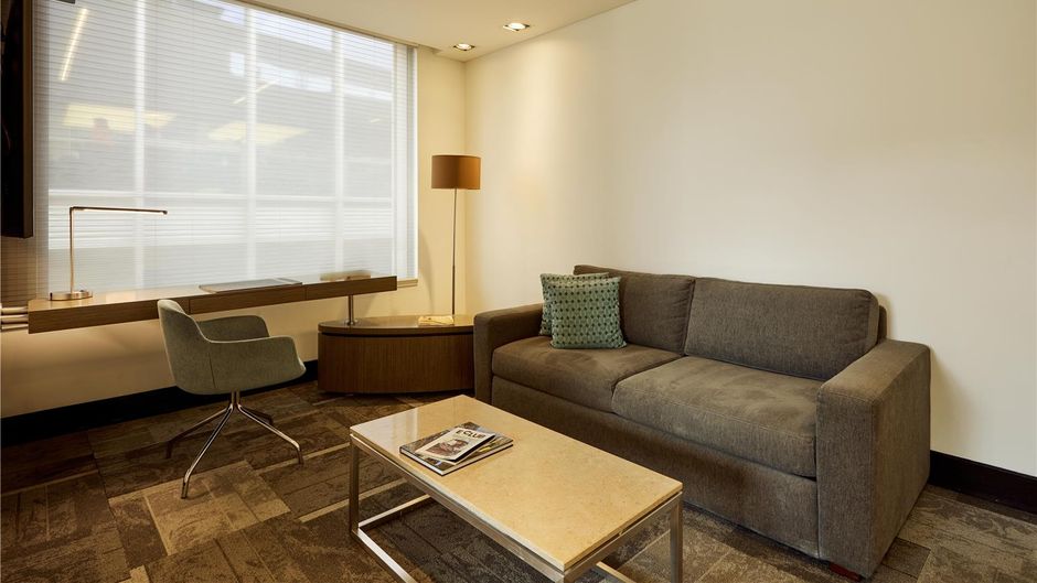 EK Hotel Suite