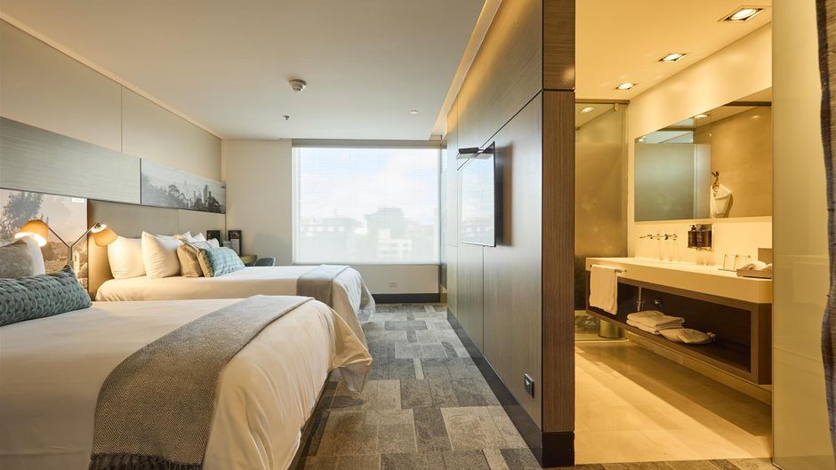 EK Hotel Room