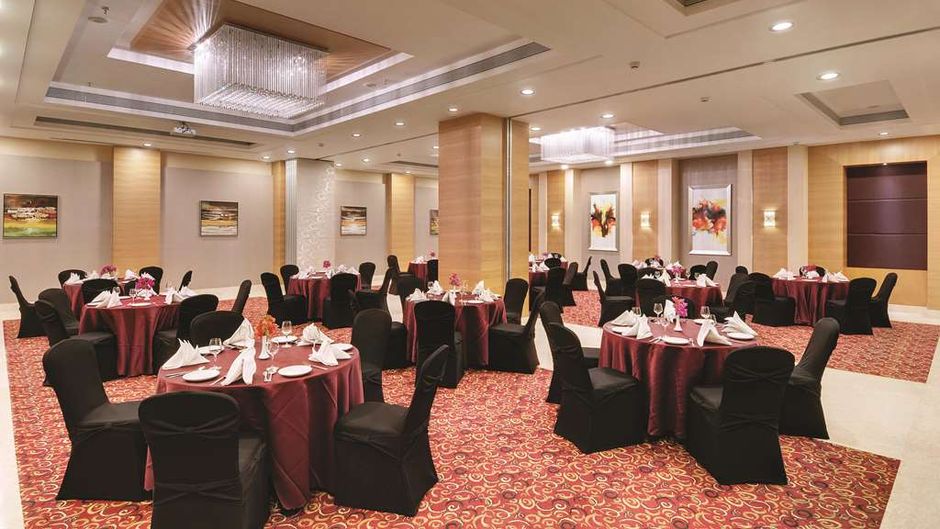 Express Inn Nashik Exterior