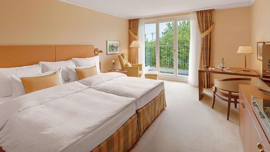 Grand Elysee Hotel Hamburg Room