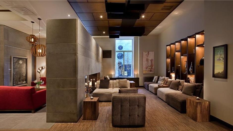 HOTEL 71 Lobby