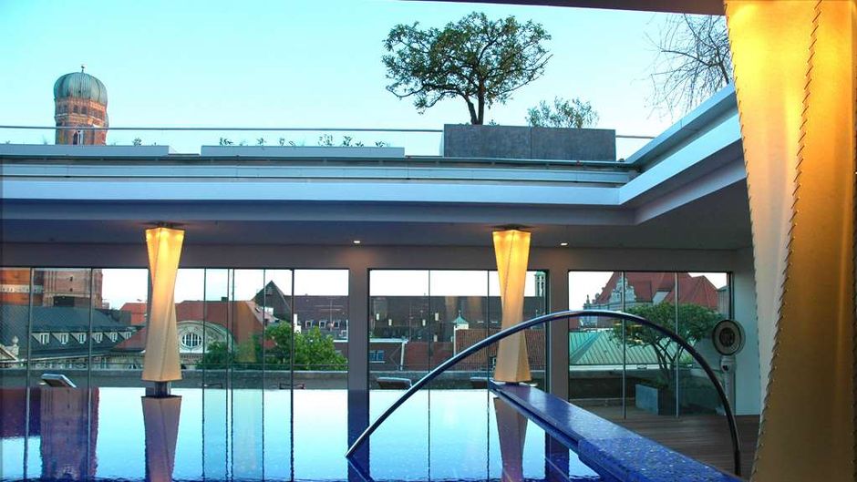 Hotel Bayerischer Hof Pool