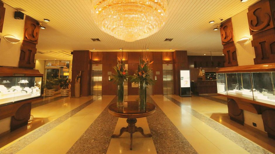 Hotel Carlton Madagascar Lobby