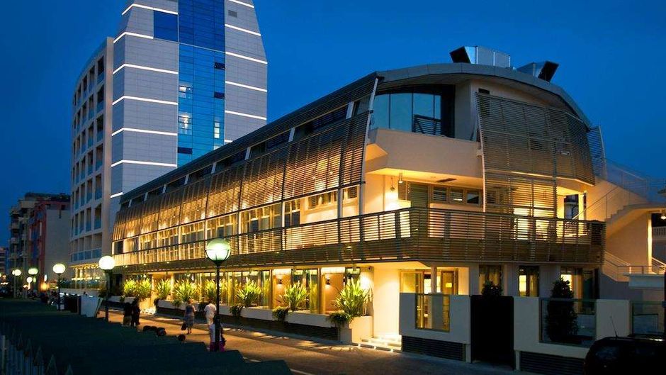 Excelsior Congress, Spa & Lido Exterior