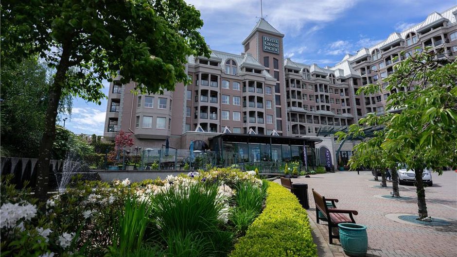 Hotel Grand Pacific Exterior