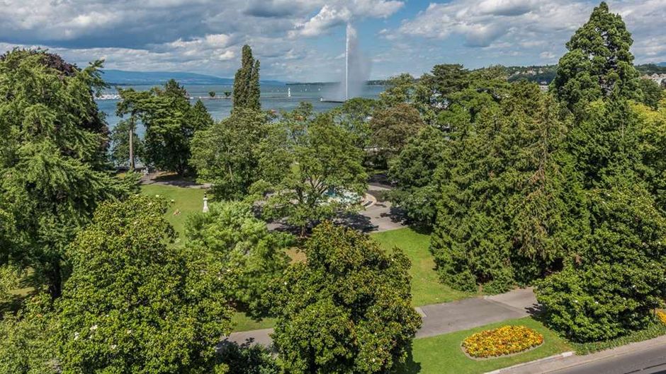 Hotel Metropole Geneva Exterior