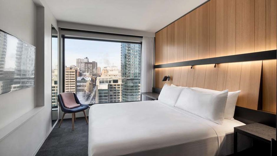 Hotel Monville Room