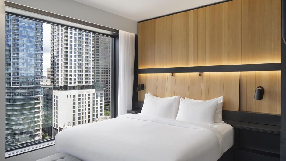 Hotel Monville Suite