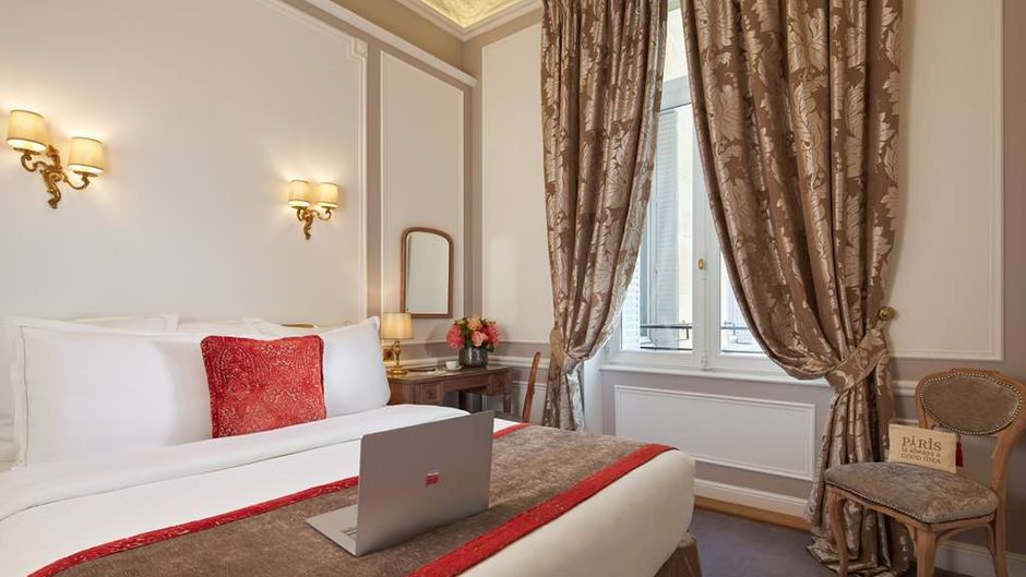 Hotel Regina, Paris Room
