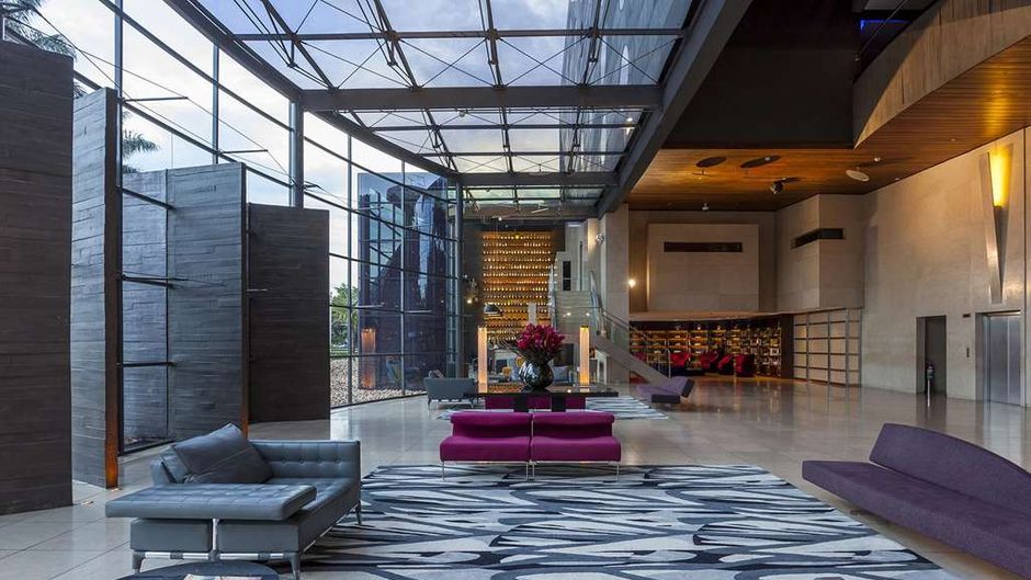 Hotel Unique Lobby