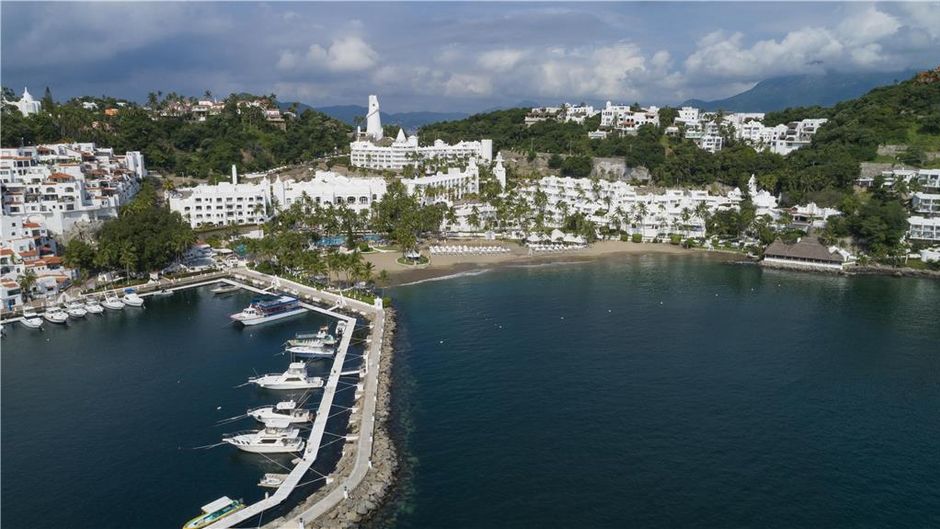 Las Hadas Golf Resort & Marina Beach