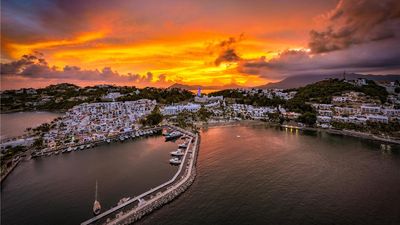 Las Hadas Golf Resort & Marina