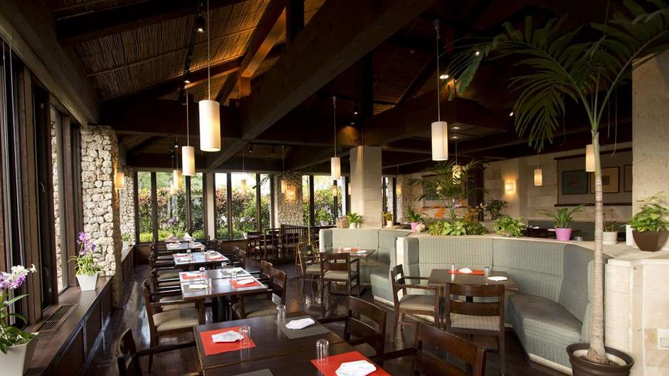 Tokyu Miyakojima Resort Restaurant