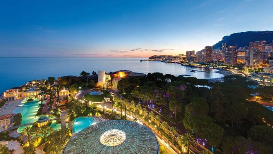 Monte Carlo Bay Hotel & Resort Beach