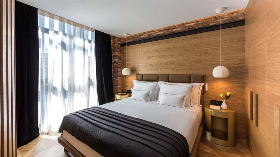 Monument Hotel Room