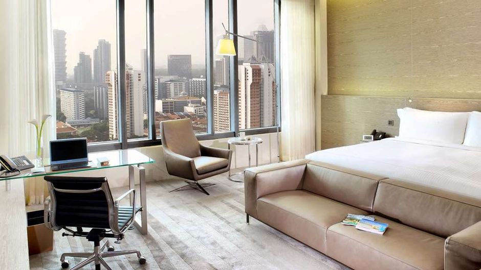 One Farrer Hotel & Spa Suite
