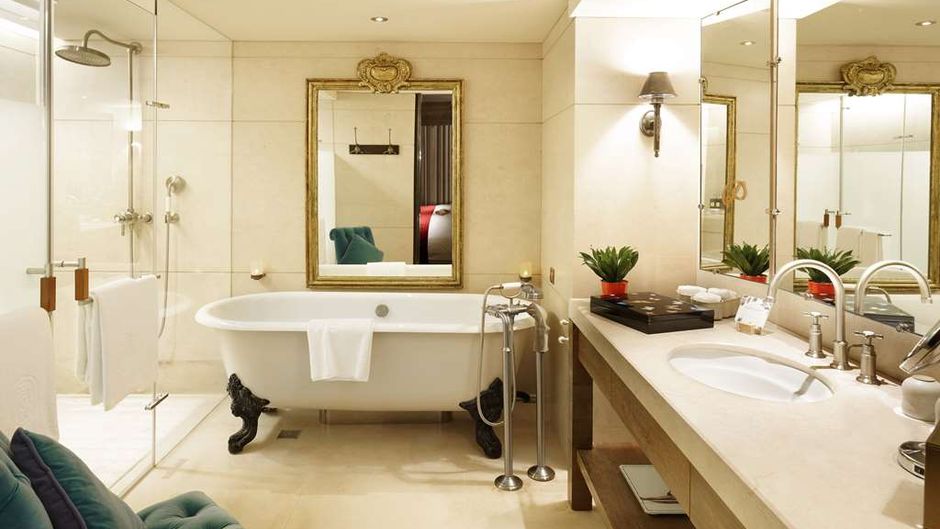 Palais de Chine Hotel Suite
