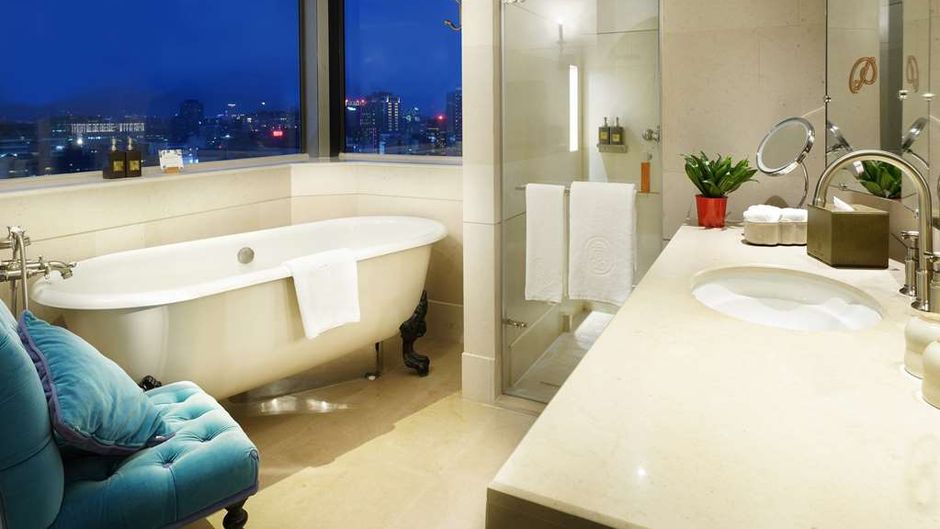 Palais de Chine Hotel Suite