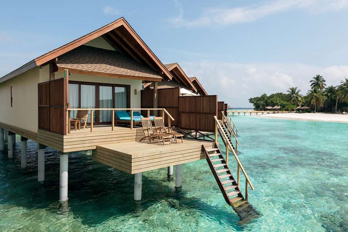 Reethi Faru Resort Images & Videos- Deluxe Raa Atoll, Maldives Hotels ...