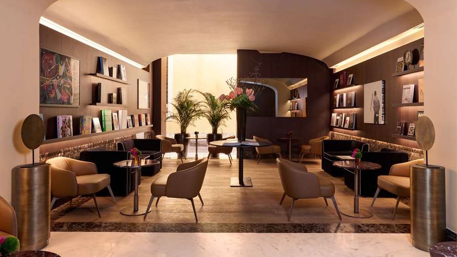 The First Roma Arte Lobby