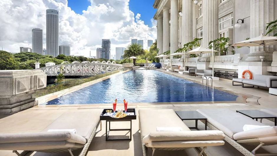 The Fullerton Hotel Singapore Beach