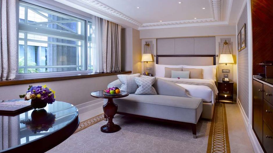 The Fullerton Hotel Singapore Room