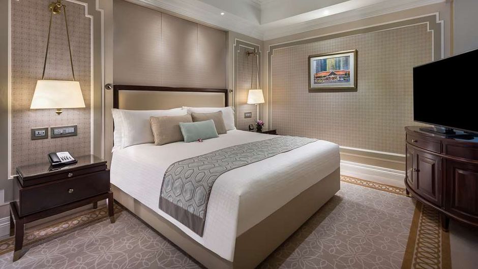 The Fullerton Hotel Singapore Suite