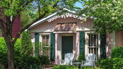 The Inn at Leola Village