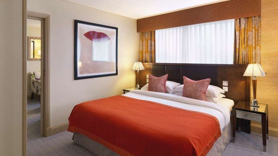 The Mandeville Hotel Room