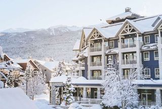 Summit Lodge & Spa