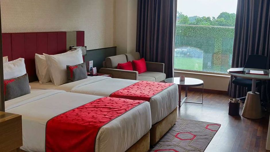 Ramada Plaza by Wyndham Lucknow Room