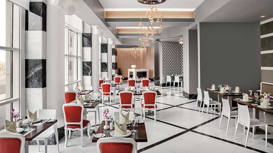Doubletree By Hilton Jabal Omar Makkah Restaurant