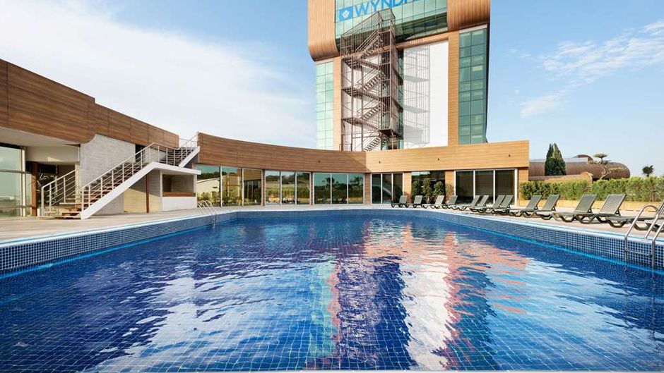 Wyndham Cerkezkoy Pool