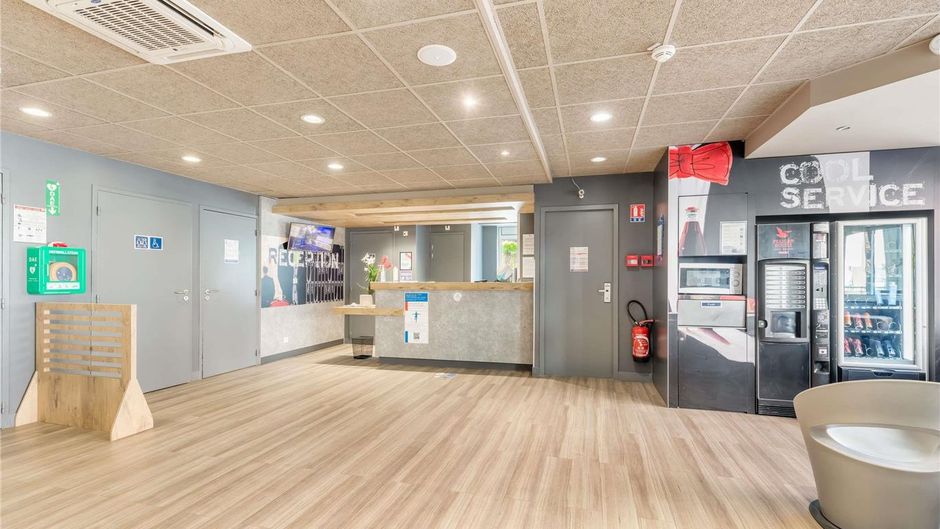 Ibis Budget Bourgoin Exterior