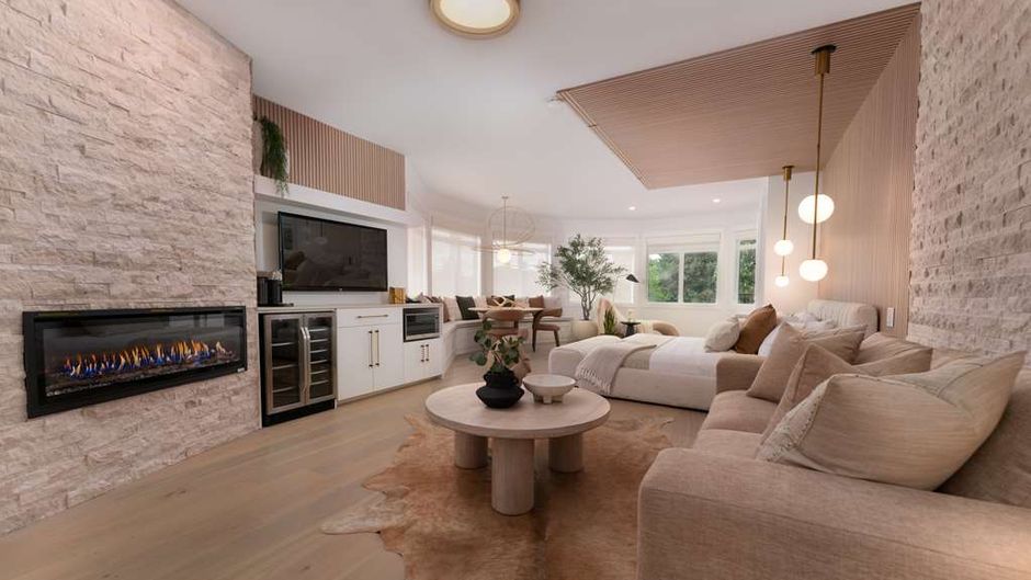 Prestige Beach House Suite