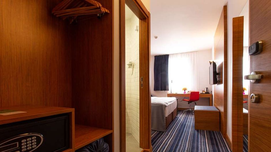 Best Western Terminus Hotel Room