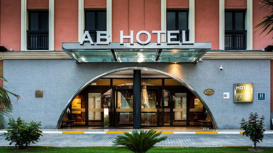 AB Arganda Sercotel Hotel Exterior