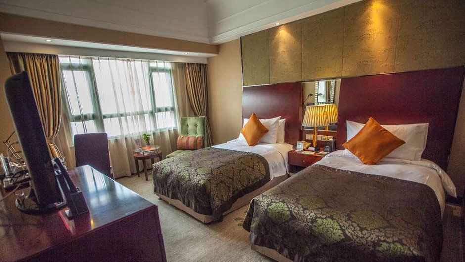 Merry Hotel Shanghai Room