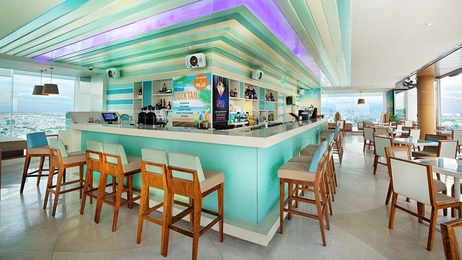 A La Carte Da Nang Beach Restaurant