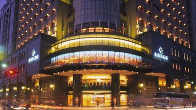 Monarch Plaza Hotel
