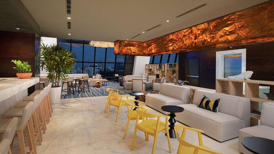 Homewood Suites by Hilton Lobby