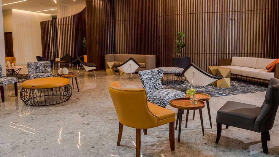 Hilton Garden Inn Santa Ana San Jose Lobby