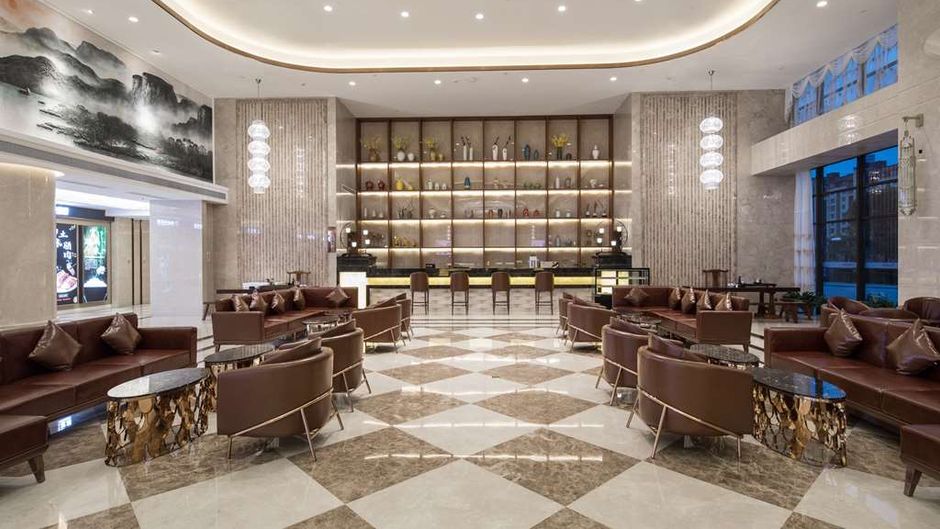 Ramada Plaza by Wyndham Enshi Lobby