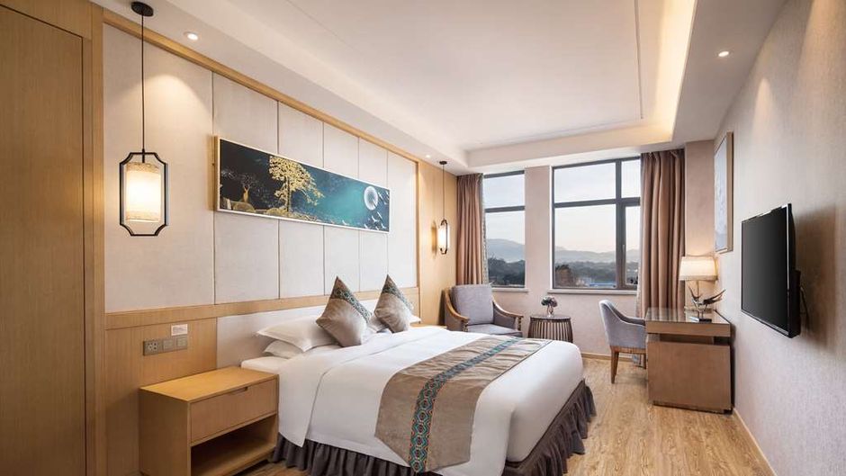 Ramada Plaza by Wyndham Enshi Room