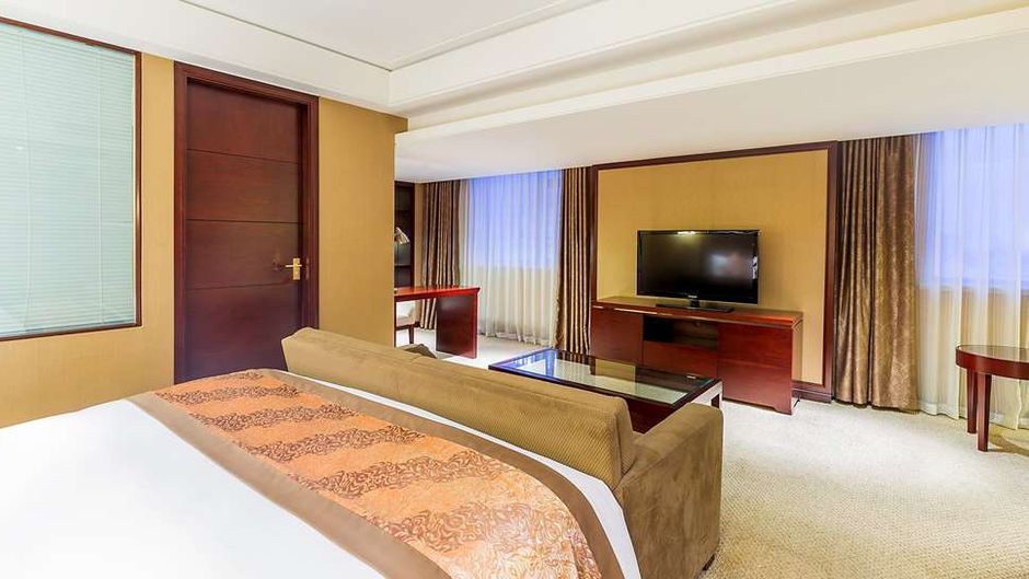 Grand Metropark North York Hotel Room