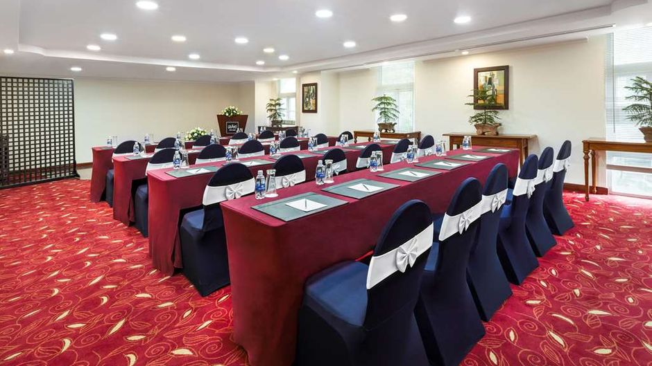 Grand Hotel Meeting